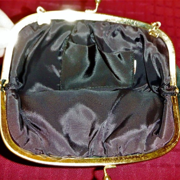 Used Only ONCE ~ Black CLUTCH with /without Strap ~ - Picture 2 of 2